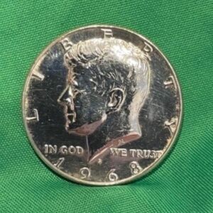 1968 D JFK 40% SILVER Half Dollar 0.1479oz #206131092824